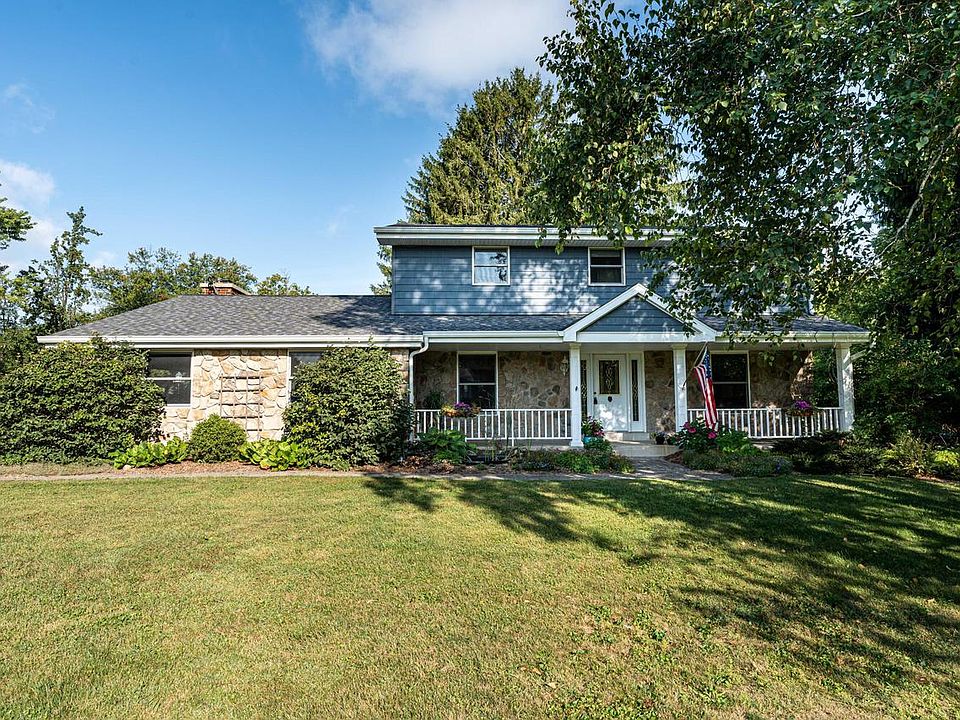 1st image of 9130 Edge O Woods DRIVE