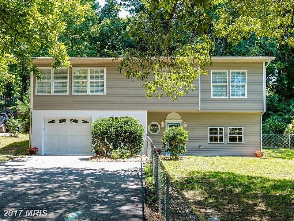 1st image of 26956 Holly Ln