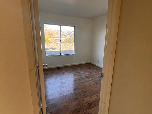 5th image of 3406 Thimblehall Ln