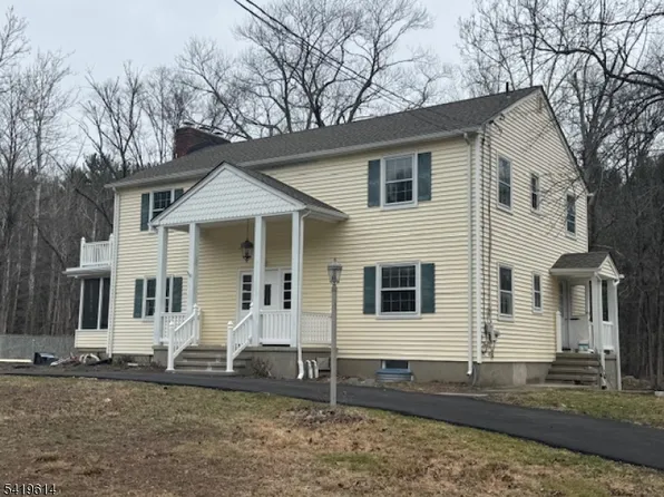 558 Westbrook Rd, Ringwood Boro, NJ 07456