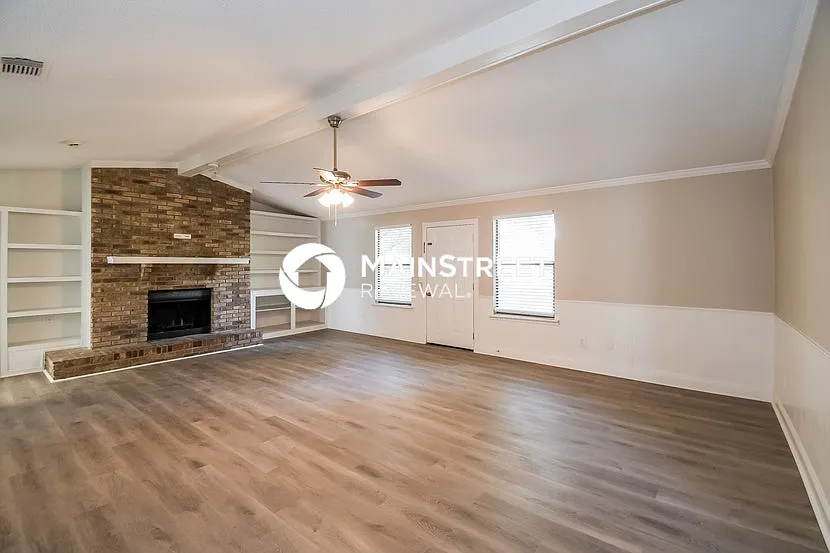 12415 Autumnbrook Trail W — Photo 3