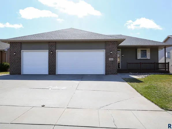7605 W Legacy St, Sioux Falls, SD 57106