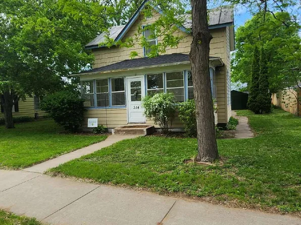 314 Olive St, Chippewa Falls, WI 54729