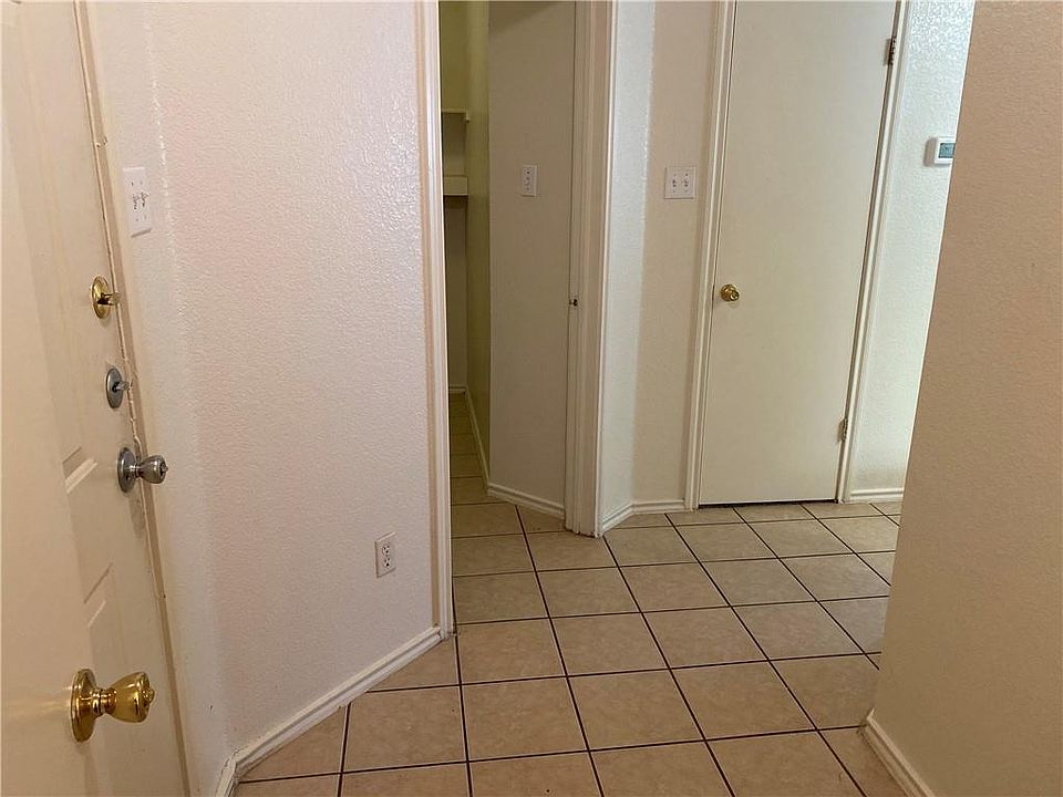 1st image of 1012 Christopher Ave APT B