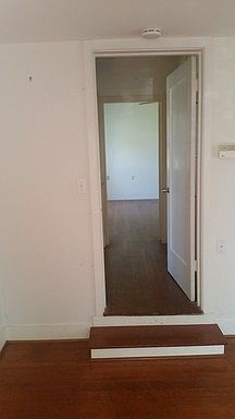 5th image of 1012 East Ave