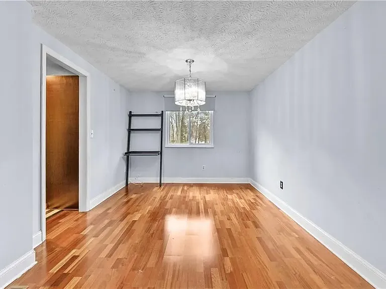 4608 Rosemear Ct — Photo 30