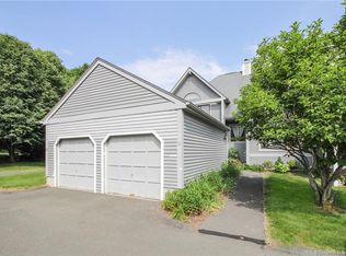 11 Rivermead #11, Avon, CT 06001