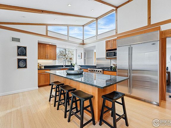 3rd image of 222 Stickney Ave