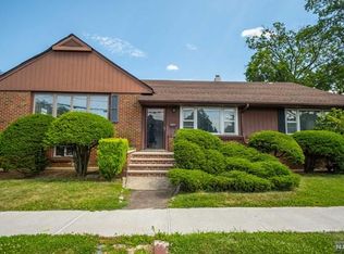 232 Oak Grove Ave, Hasbrouck Heights, NJ 07604