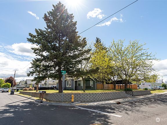 4th image of 1312 N 11th Avenue