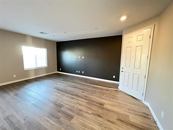 5th image of 206 Callen Falls Ave #1512