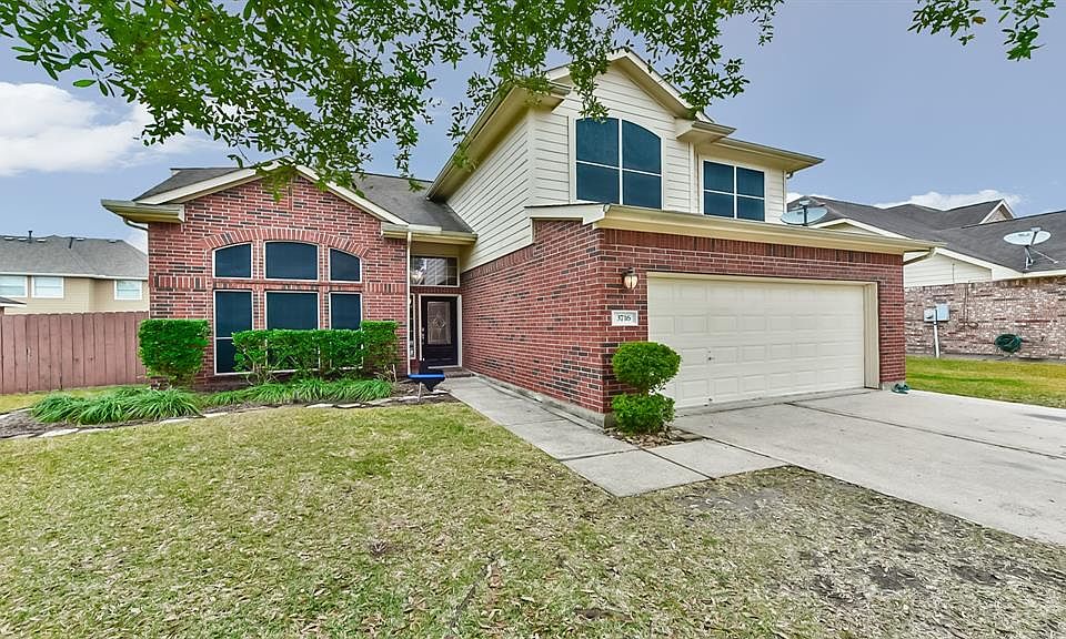 1st image of 3716 Wild Oak Dr