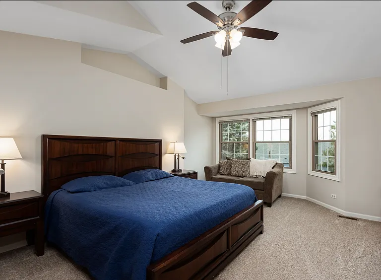 27W220 Chelsea Cir — Photo 14