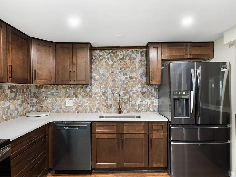 1524 SW 37th Ave — Photo 10