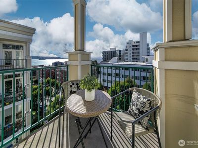 530 4th Avenue W #502, Seattle, WA, 98119