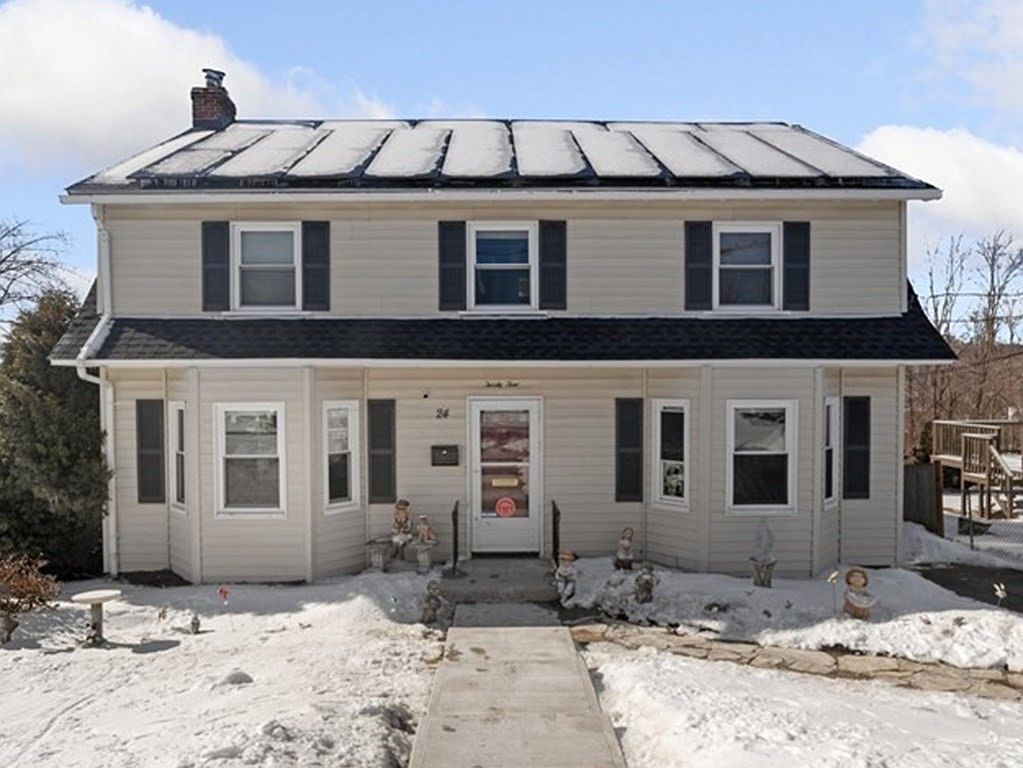 24 Button St, Worcester, MA 01606 Zillow