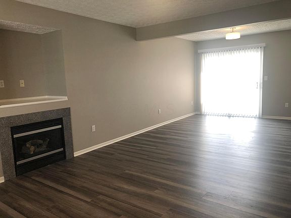 4th image of 1392 Hepatica St #48