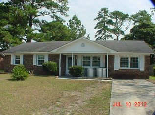 8 Diamond Dr, Castle Hayne, NC 28429