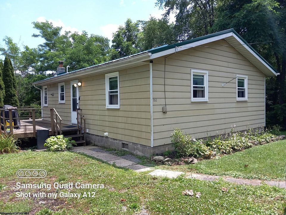 1st image of 152 Spruce St