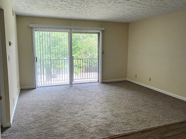 Huntley Ridge East — Photo 15