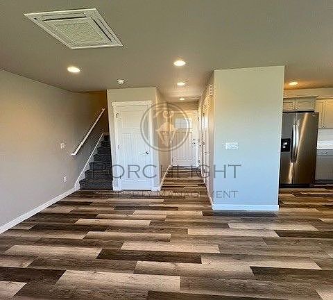 4th image of 612 Mead Ave #A