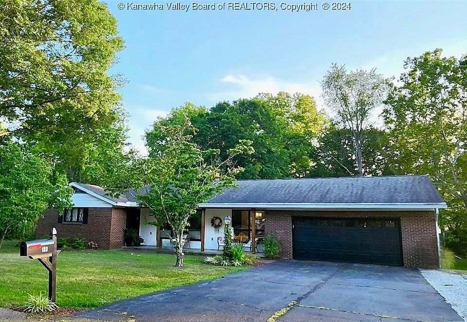 1st image of 123 Beechwood Ests