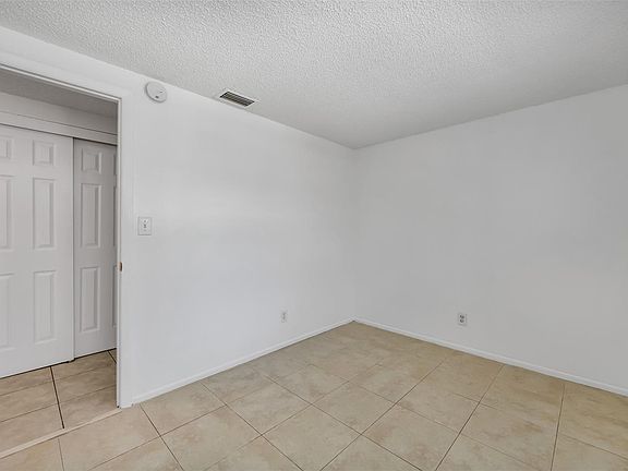 4th image of 4345A 20th St N