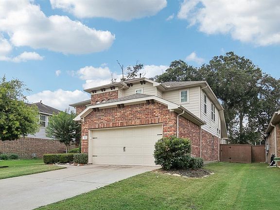 2nd image of 104 Long Meadow Court