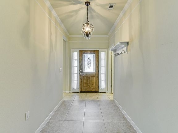 4th image of 305 Lake Sommerville Trl