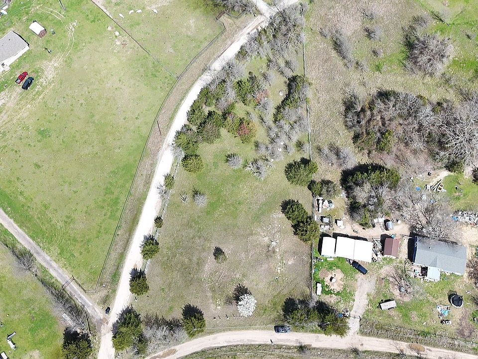 1st image of 2685 Private Road 2282