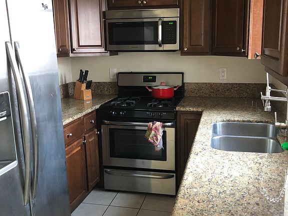 3rd image of 4344 37th St