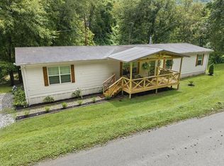 344 Arrowwood Dr, Happy, KY 41746