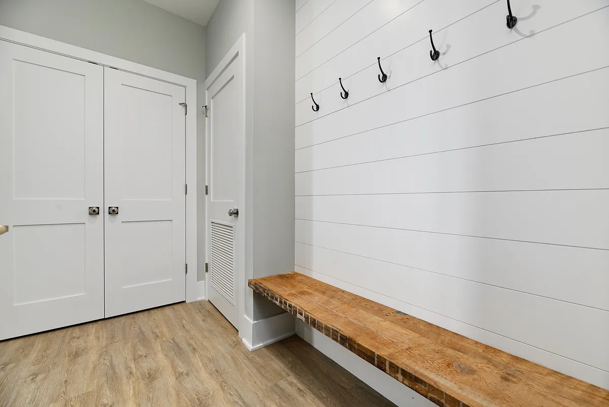 Building Photo - 4644 N Damen Ave #402