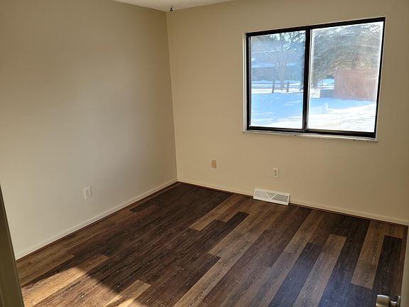 4th image of 6226 Normandy Dr APT 4