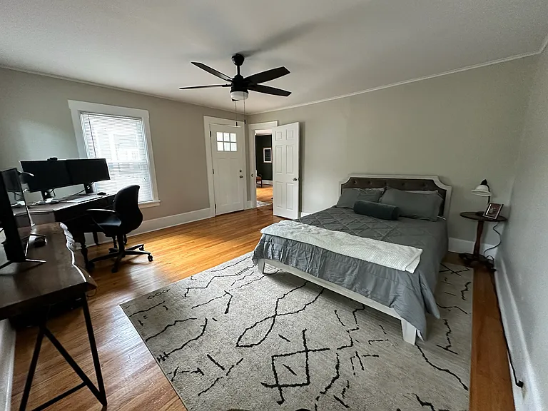 59 Leitch Ave — Photo 17
