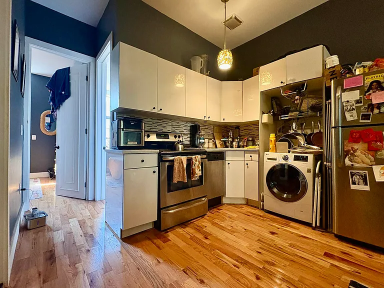 66 Halsey St #2 — Photo 13