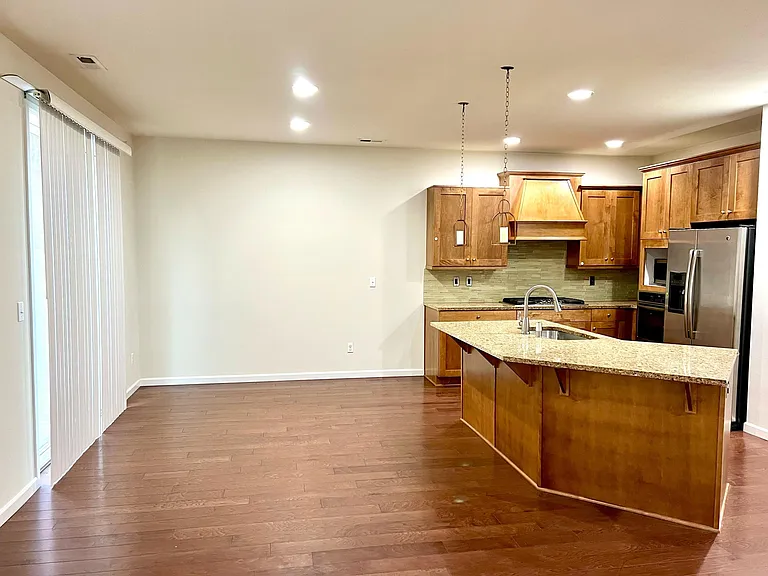 19525 34th Dr SE — Photo 5