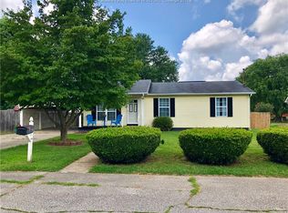 774 University Ln, Point Pleasant, WV 25550