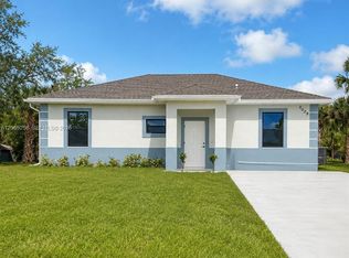 3052 S Beechwood Cir, Labelle, FL 33935