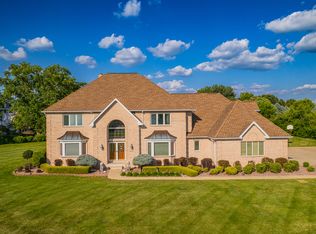 284 Barrington Ln, Bourbonnais, IL 60914
