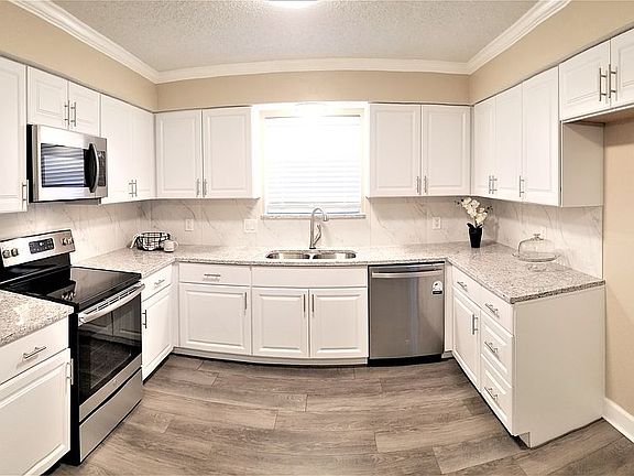 2nd image of 2611 N Casa Blanca Ct