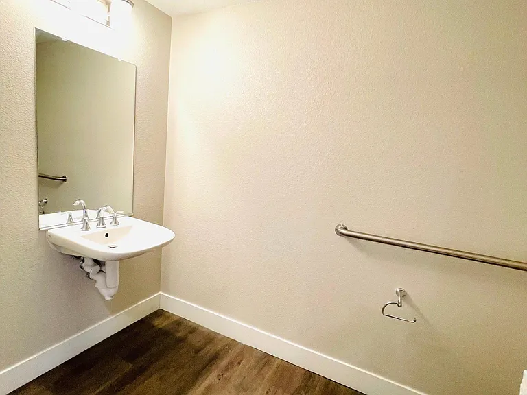 1595 Alviso St — Photo 11