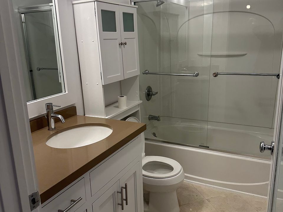 1st image of 1452 19th St Unit 2D