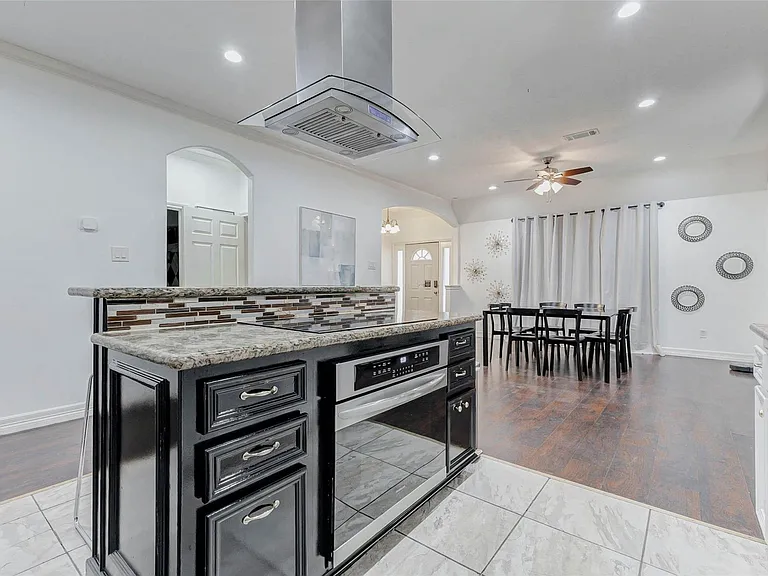 10905 Shady Ln #A — Photo 33