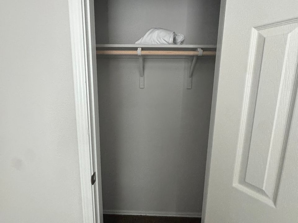 1st image of 10003 Avendesora Rd