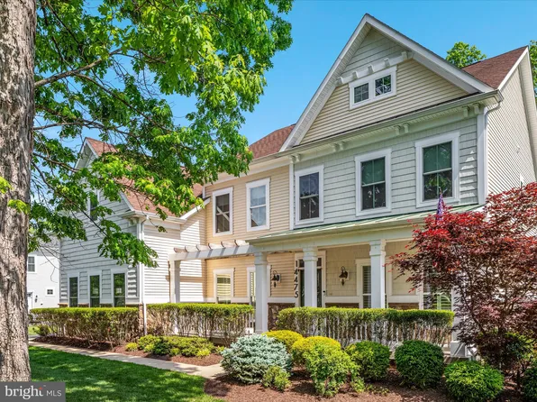 14475 Bluff Point Ct, Gainesville, VA 20155