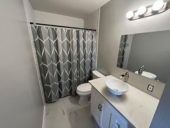 5th image of 316 S Granite Ave APT 4