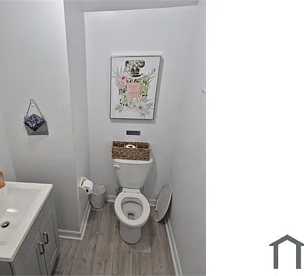 2 bed, 1050 sqft, $2,500 — Photo 4