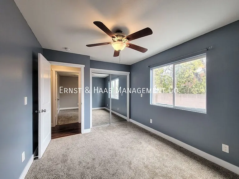 8429 Somerset Blvd — Photo 18