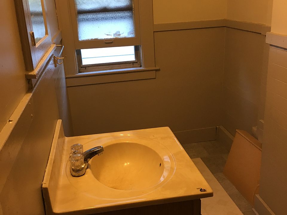2nd image of 13538 Wisconsin St